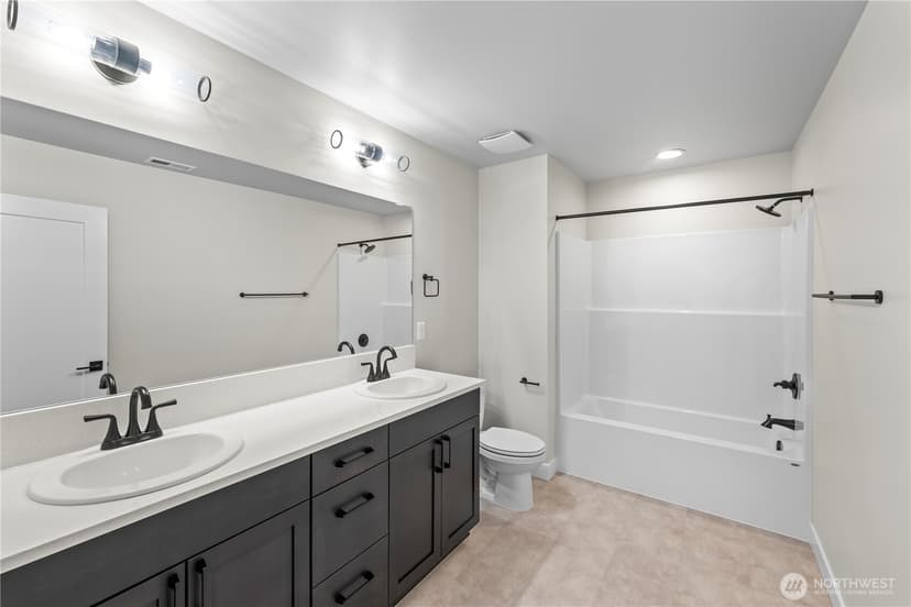Property photo for 6708 6th Street E, Fife photo 33