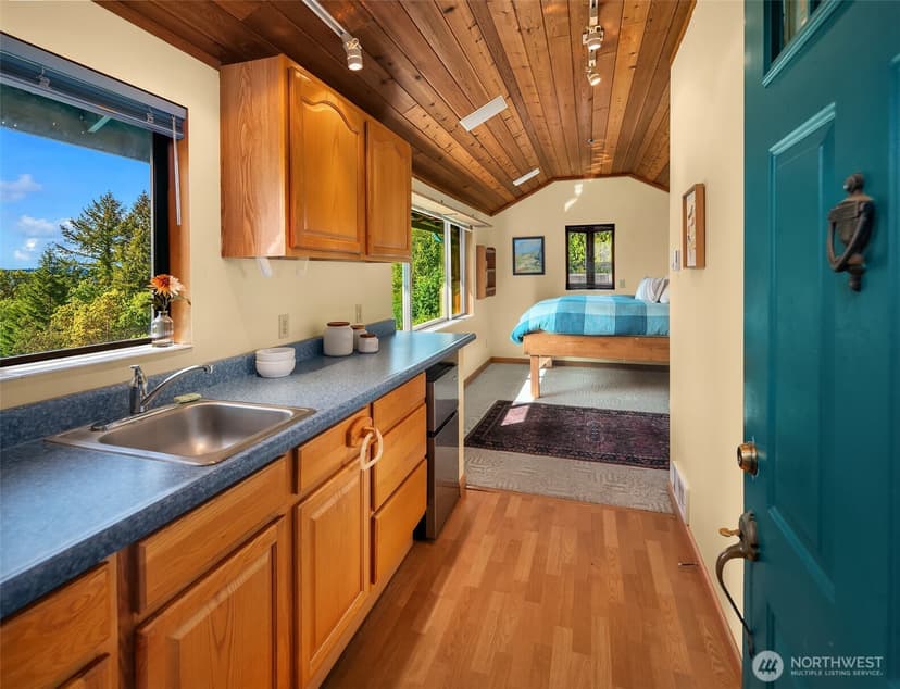 Property photo for 18005 Thorsen Road SW, Vashon photo 33
