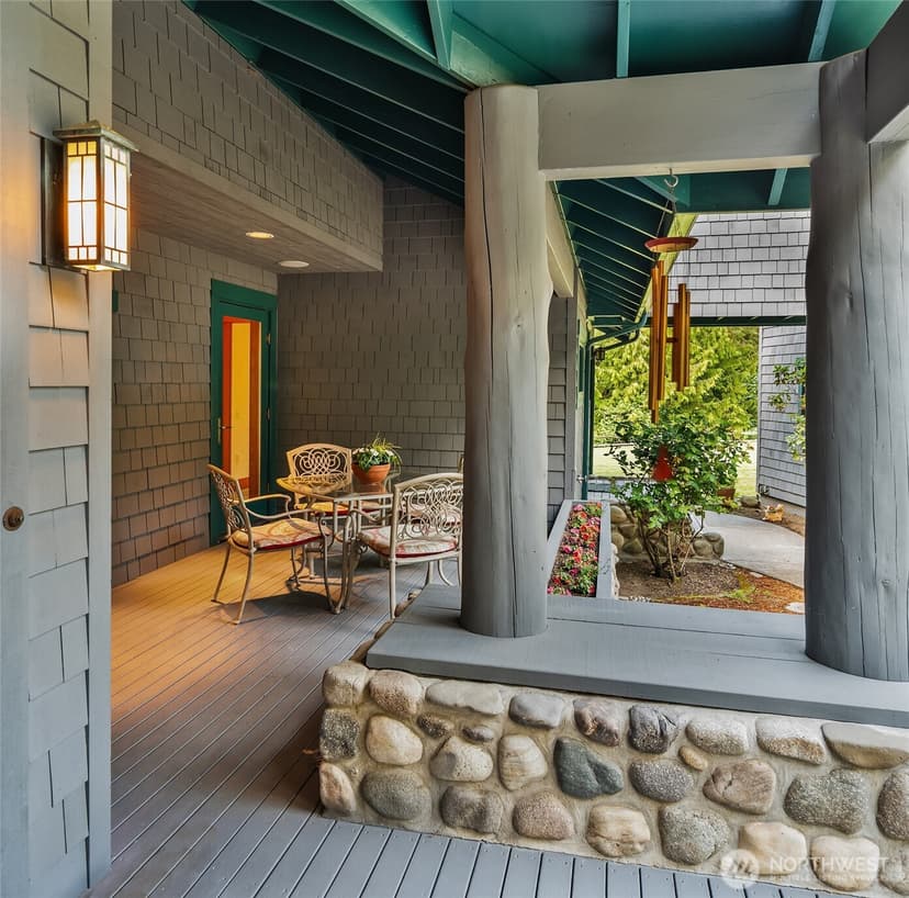 Property photo for 18005 Thorsen Road SW, Vashon photo 8