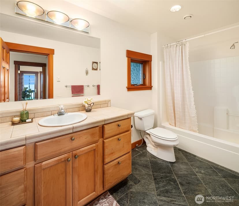 Property photo for 18005 Thorsen Road SW, Vashon photo 18