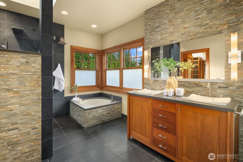Property photo for 26970 SE Old Black Nugget Road, Issaquah photo 15