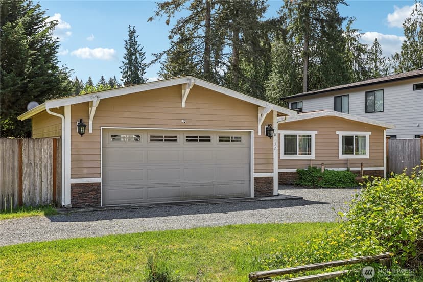 Property photo for 10132 228th Place SE, Woodinville photo 29