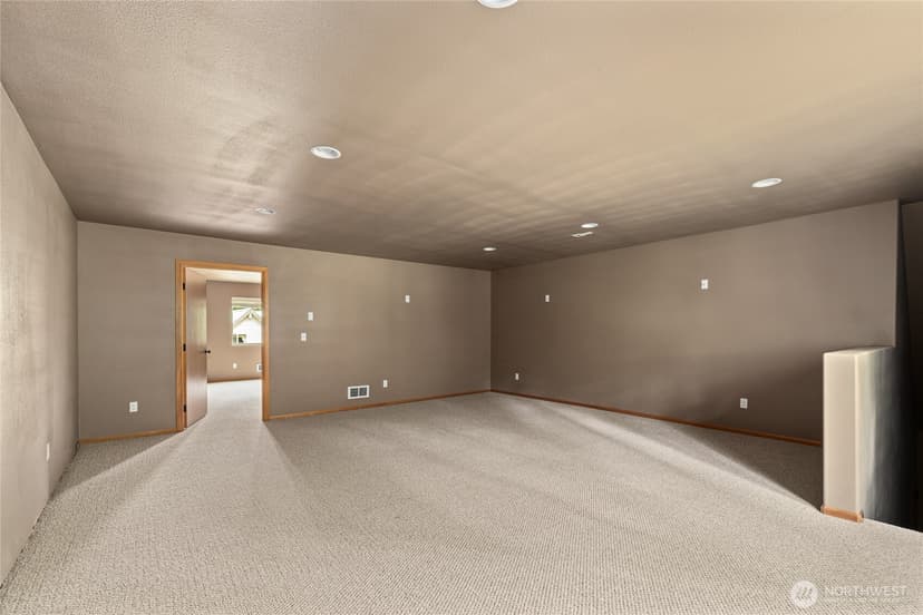 Property photo for 180 Sierra Lane, Ronald photo 36