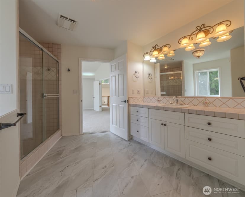Property photo for 5501 55th Street SE, Auburn photo 27