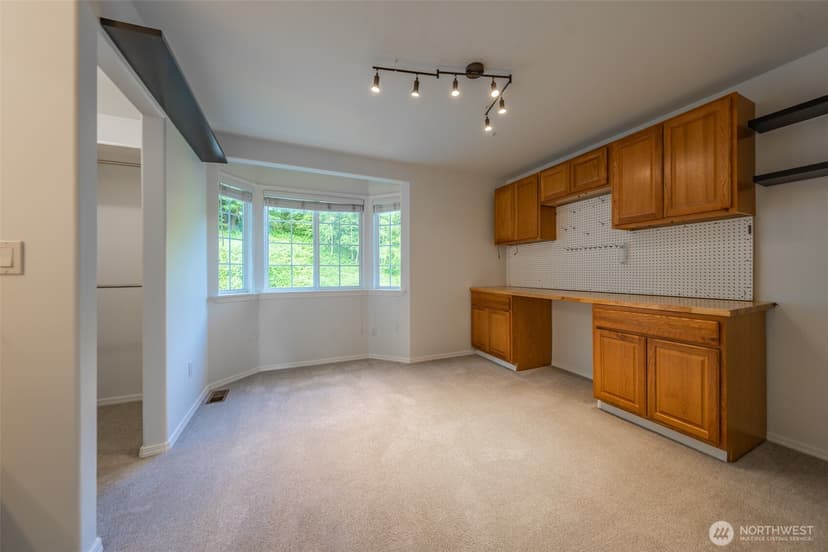 Property photo for 5501 55th Street SE, Auburn photo 29