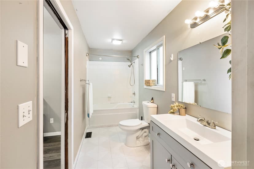Property photo for 4141 Timberline Road, Clinton photo 15