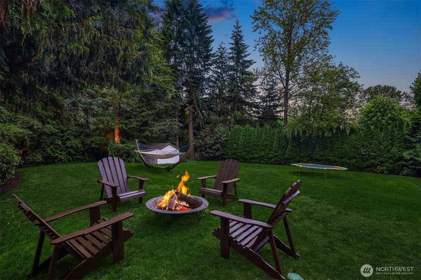 Property photo for 18121 NE 129th Place, Redmond photo 10