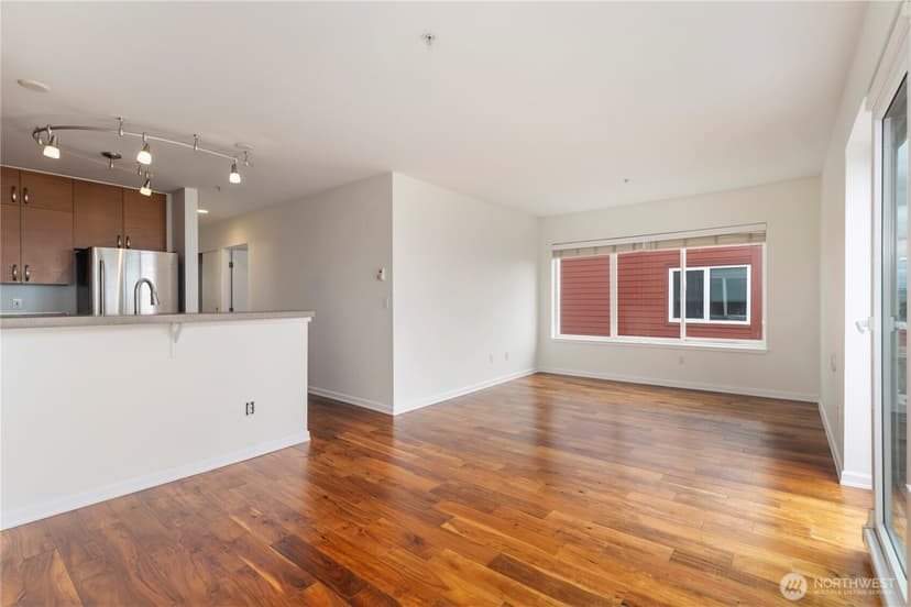 Property photo for 2440 Western Avenue #807, Seattle photo 13