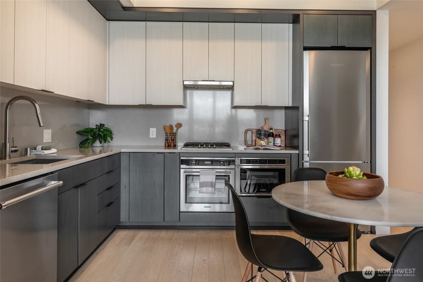 Property photo for 590 1st Avenue S #703, Seattle photo 12