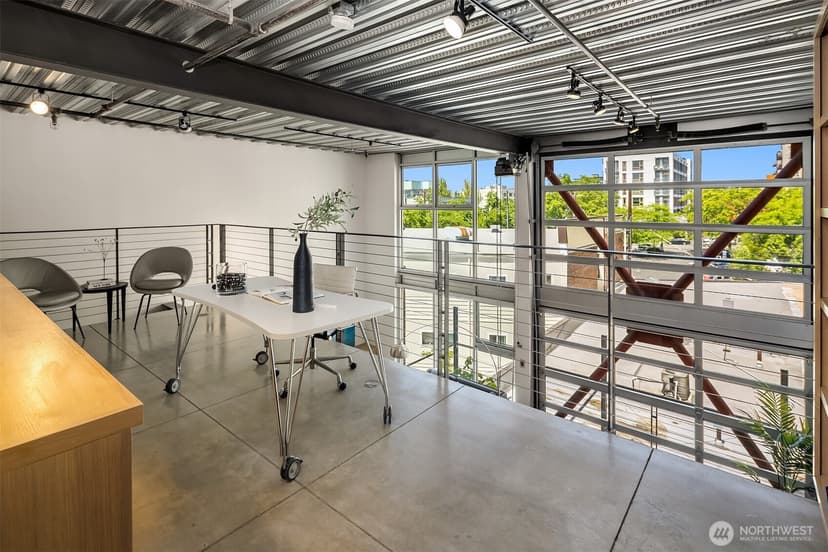 Property photo for 1310 E Union Street #401, Seattle photo 23
