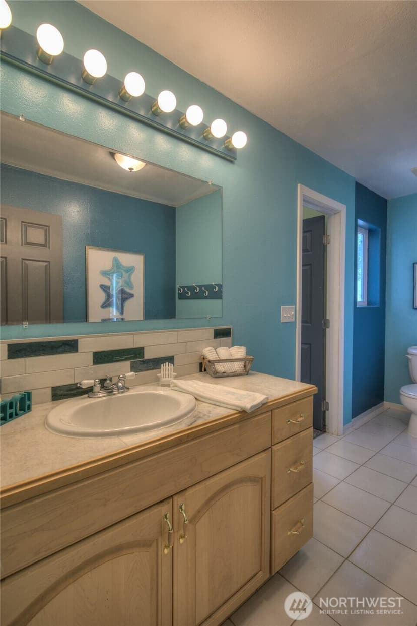 Property photo for 872 Albion Avenue SE, Ocean Shores photo 23