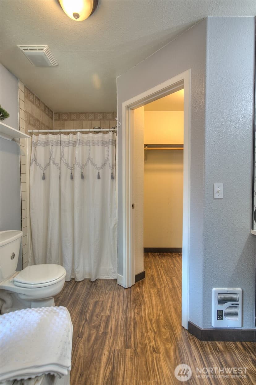 Property photo for 872 Albion Avenue SE, Ocean Shores photo 20