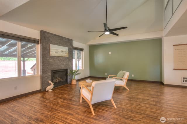 Property photo for 872 Albion Avenue SE, Ocean Shores photo 4
