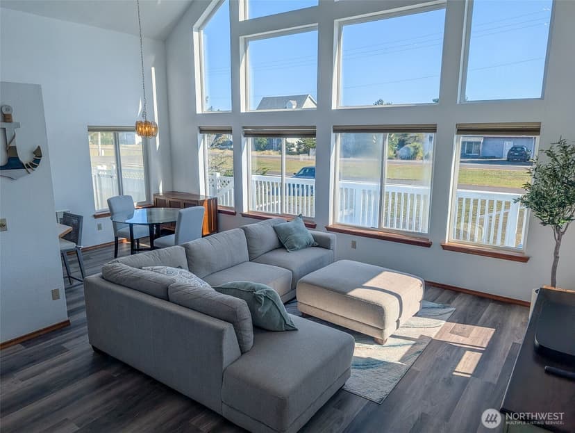 Property photo for 1249 E Ocean Shores Boulevard SW, Ocean Shores photo 5