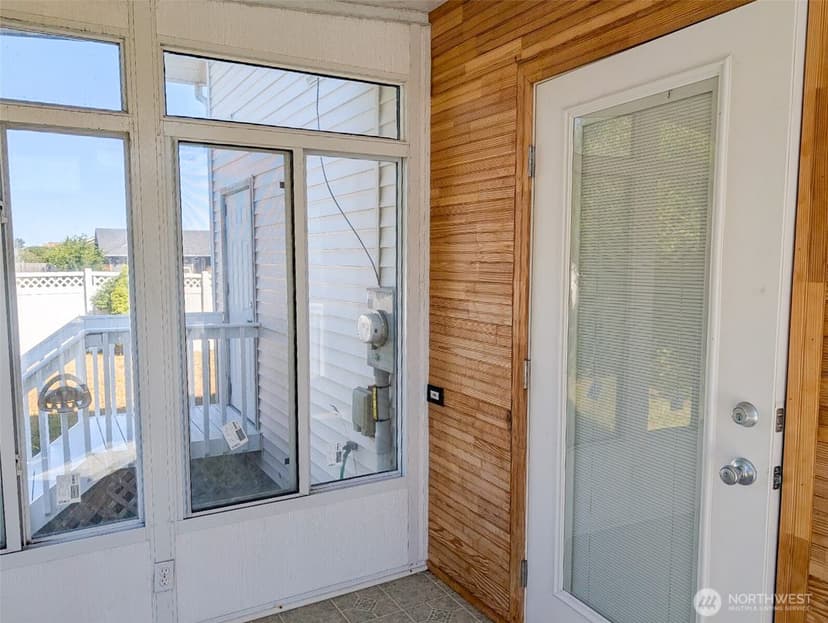 Property photo for 1249 E Ocean Shores Boulevard SW, Ocean Shores photo 25