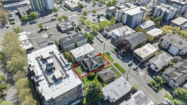 Property photo for 1526 NW 53rd Street, Seattle photo 5
