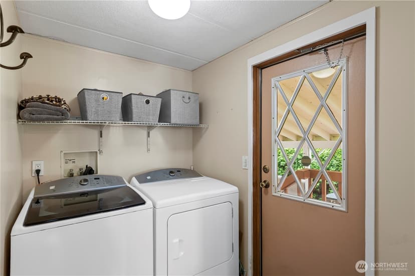 Property photo for 1427 100th Street SW #145, Everett photo 32