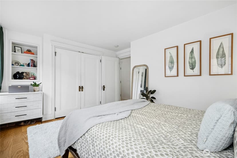 Property photo for 100 W Highland Drive #404, Seattle photo 19