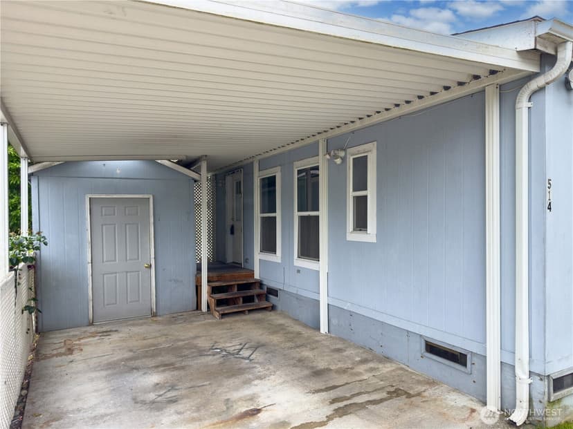 Property photo for 514 105th Street Ct E, Tacoma photo 6