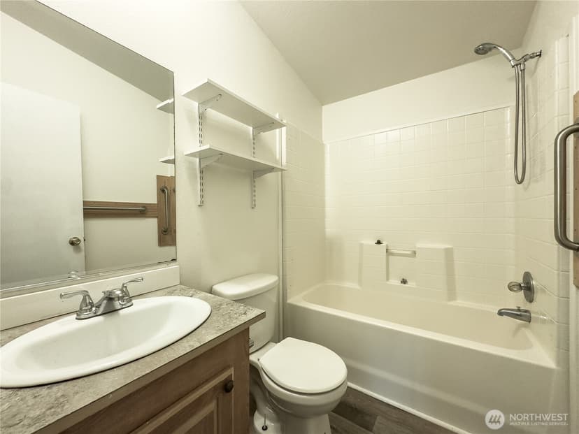 Property photo for 514 105th Street Ct E, Tacoma photo 31