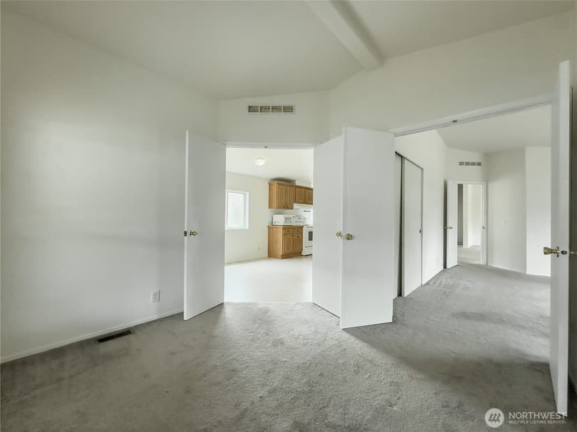 Property photo for 514 105th Street Ct E, Tacoma photo 12