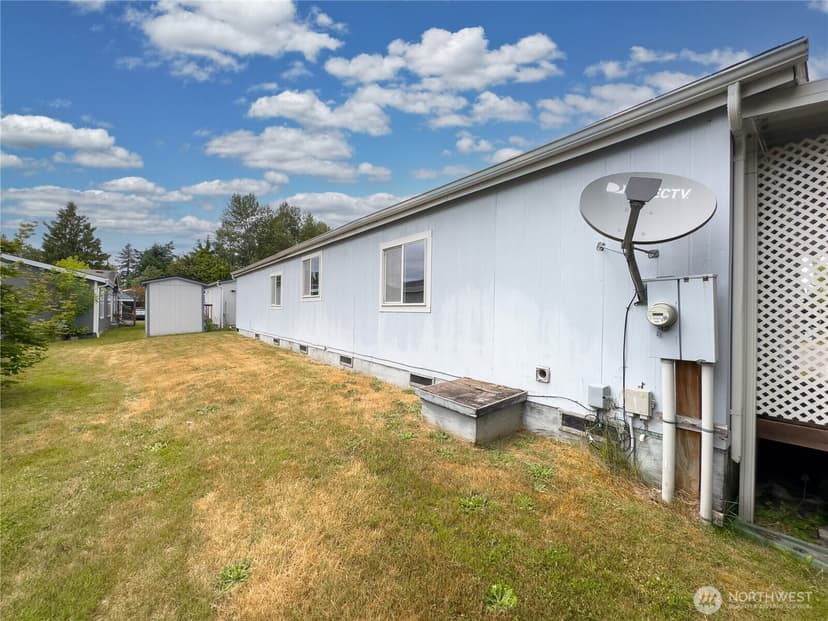 Property photo for 514 105th Street Ct E, Tacoma photo 8