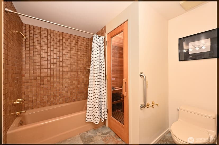 Property photo for 1301 Spring Street #17A, Seattle photo 15