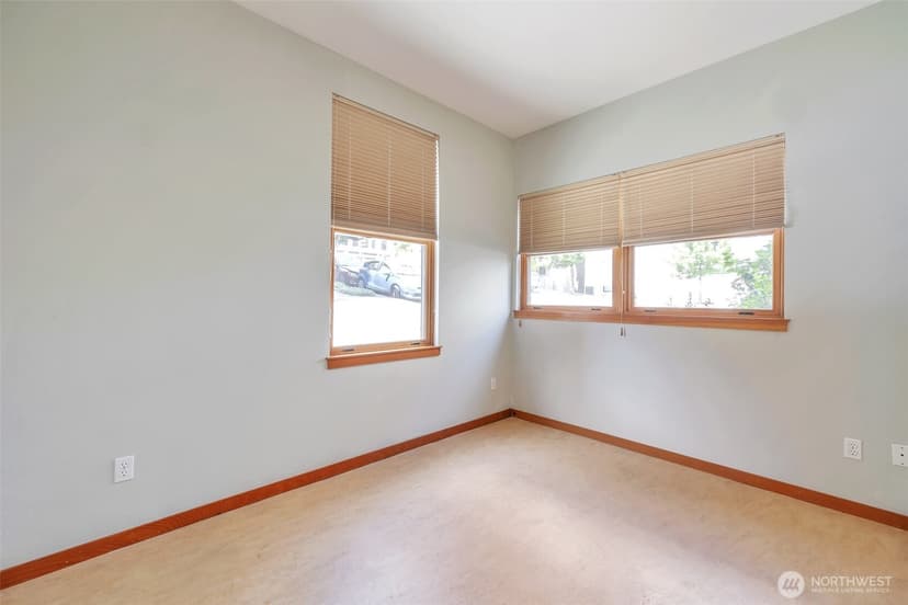 Property photo for 410 6th Avenue, Tacoma photo 16