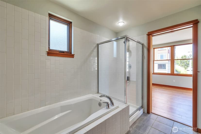 Property photo for 410 6th Avenue, Tacoma photo 14