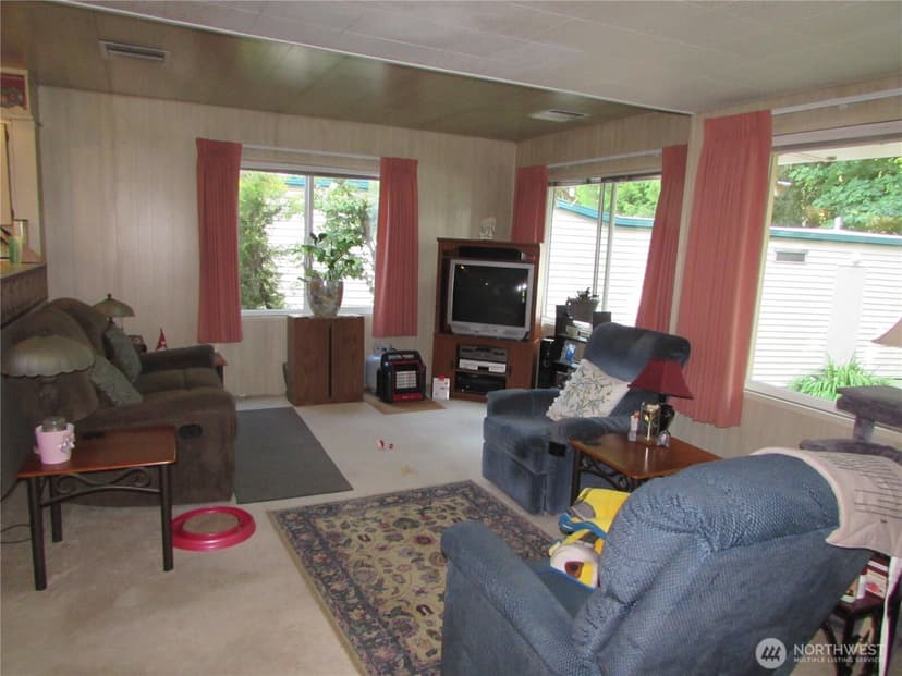 Property photo for 11622 Silver Lake Road #14, Everett photo 16