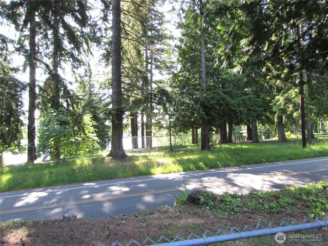 Property photo for 11622 Silver Lake Road #14, Everett photo 3
