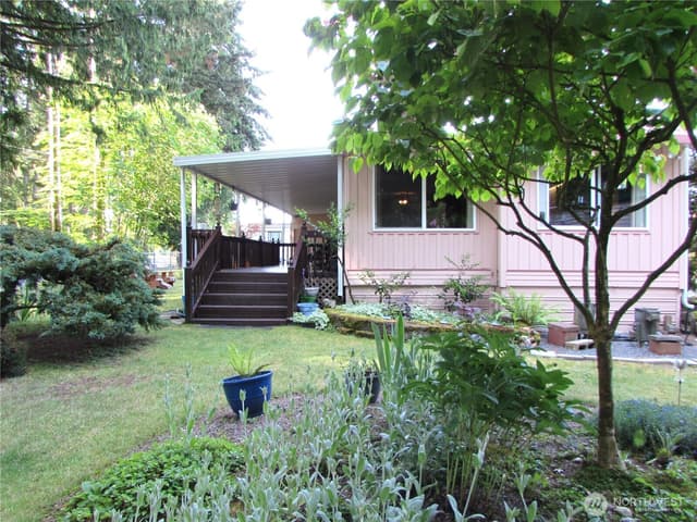 Property photo for 11622 Silver Lake Road #14, Everett photo 2
