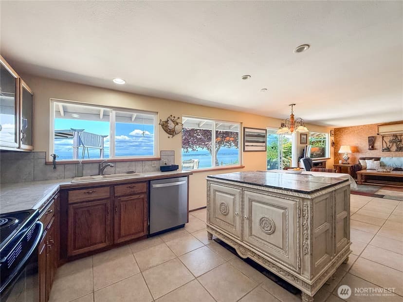 Property photo for 16 A Saratoga (Including D-15) Drive, Hat Island photo 13