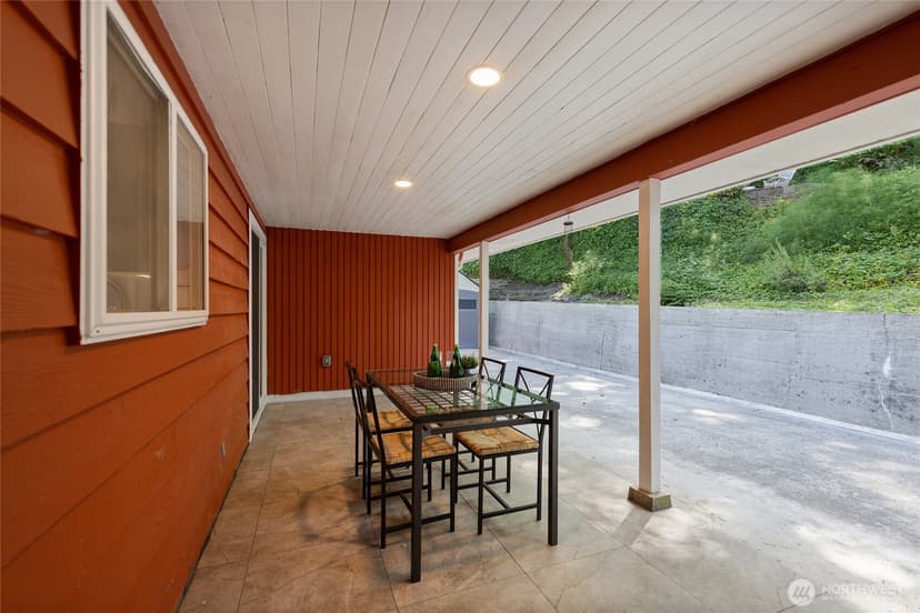 Property photo for 2463 74th Avenue SE, Mercer Island photo 22