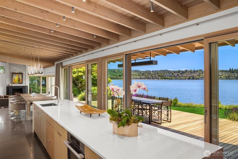 Property photo for 7964 E Mercer Way, Mercer Island photo 23