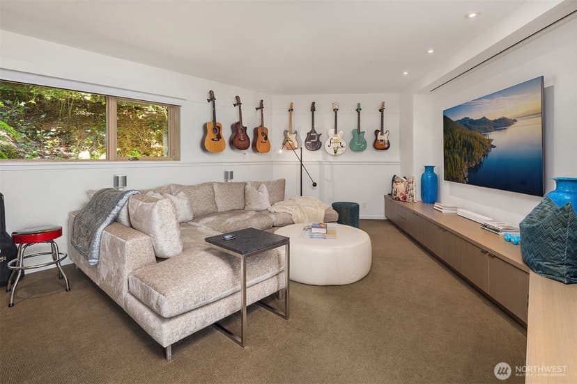 Property photo for 7964 E Mercer Way, Mercer Island photo 27