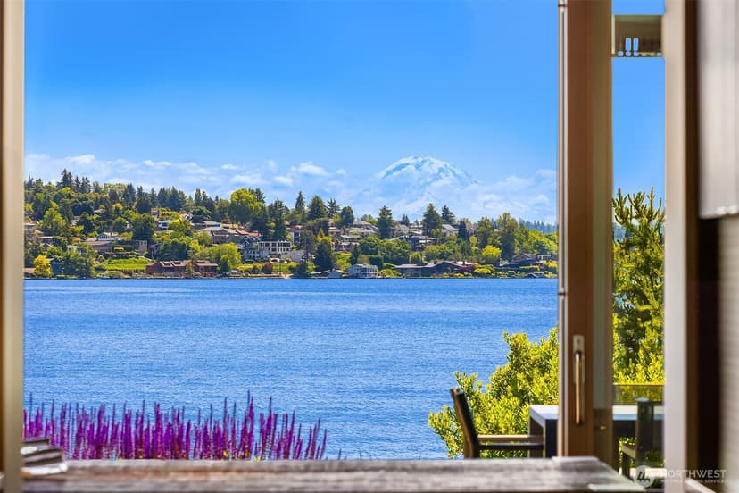Property photo for 7964 E Mercer Way, Mercer Island photo 25