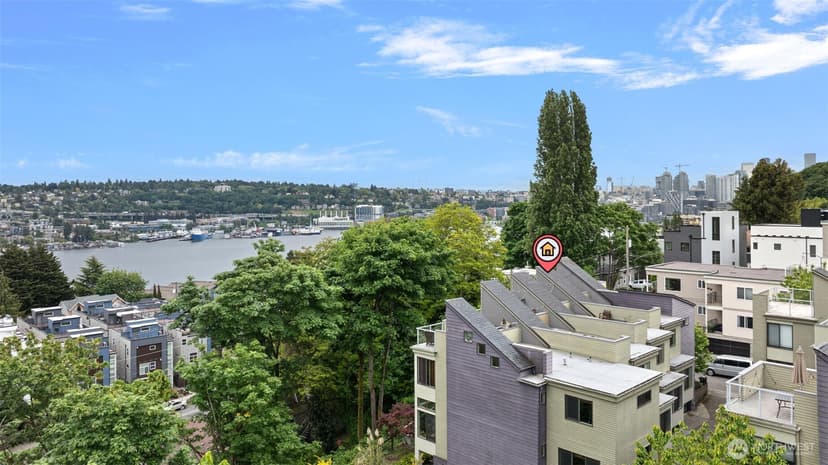 Property photo for 566 McGraw Street, Seattle photo 33