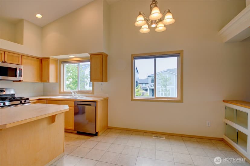 Property photo for 6120 73rd Avenue NE, Marysville photo 10