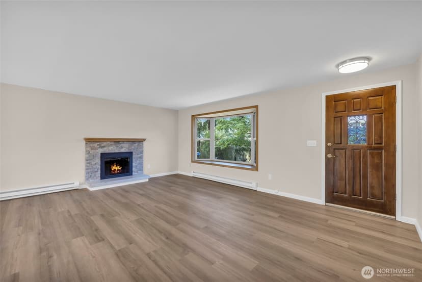 Property photo for 1229 SW 146th Street, Seahurst photo 4