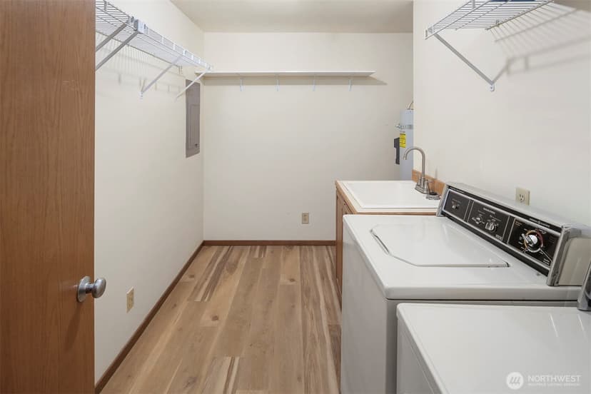 Property photo for 1312 S Massachusetts Street #202, Seattle photo 15