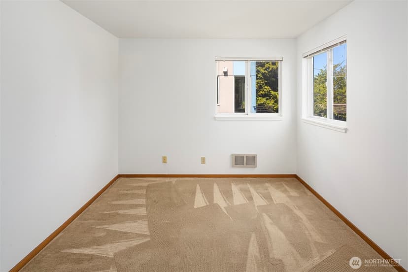 Property photo for 1312 S Massachusetts Street #202, Seattle photo 13