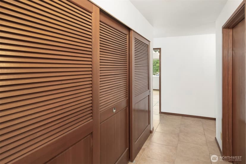 Property photo for 1312 S Massachusetts Street #202, Seattle photo 17