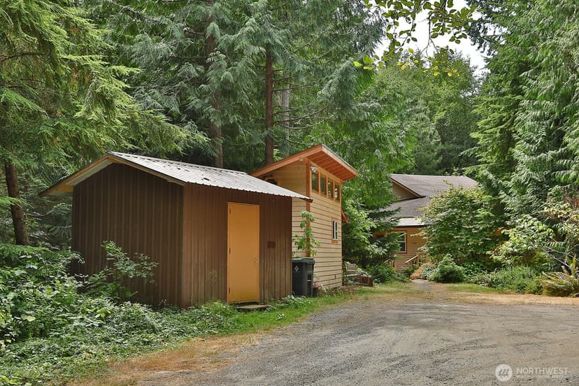 Property photo for 3048 Forest Lane, Langley photo 18