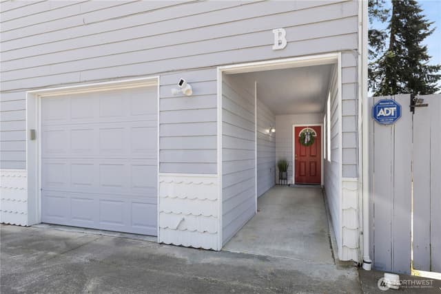 Property photo for 3615 Auburn Way S #B, Auburn photo 4
