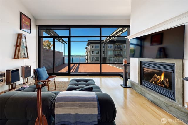 Property photo for 80 Vine Street #703, Seattle photo 5