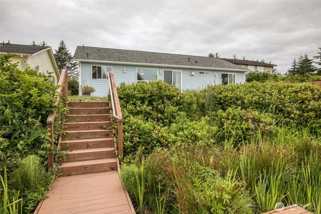 Property photo for 420 Point Brown Avenue SE, Ocean Shores photo 3