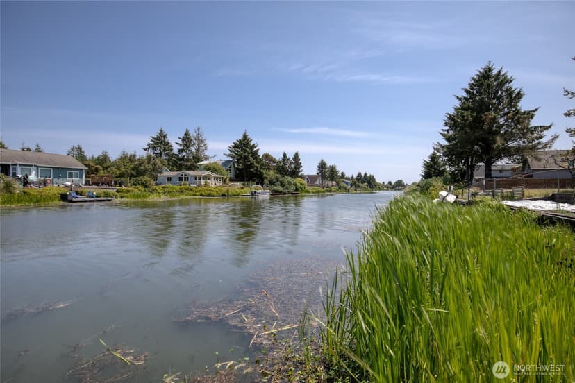 Property photo for 420 Point Brown Avenue SE, Ocean Shores photo 6