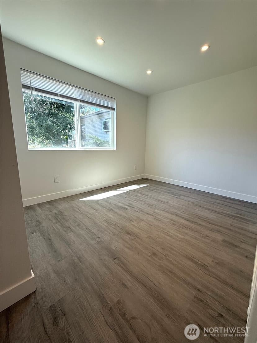Property photo for 2521 Walnut Street, Everett photo 10