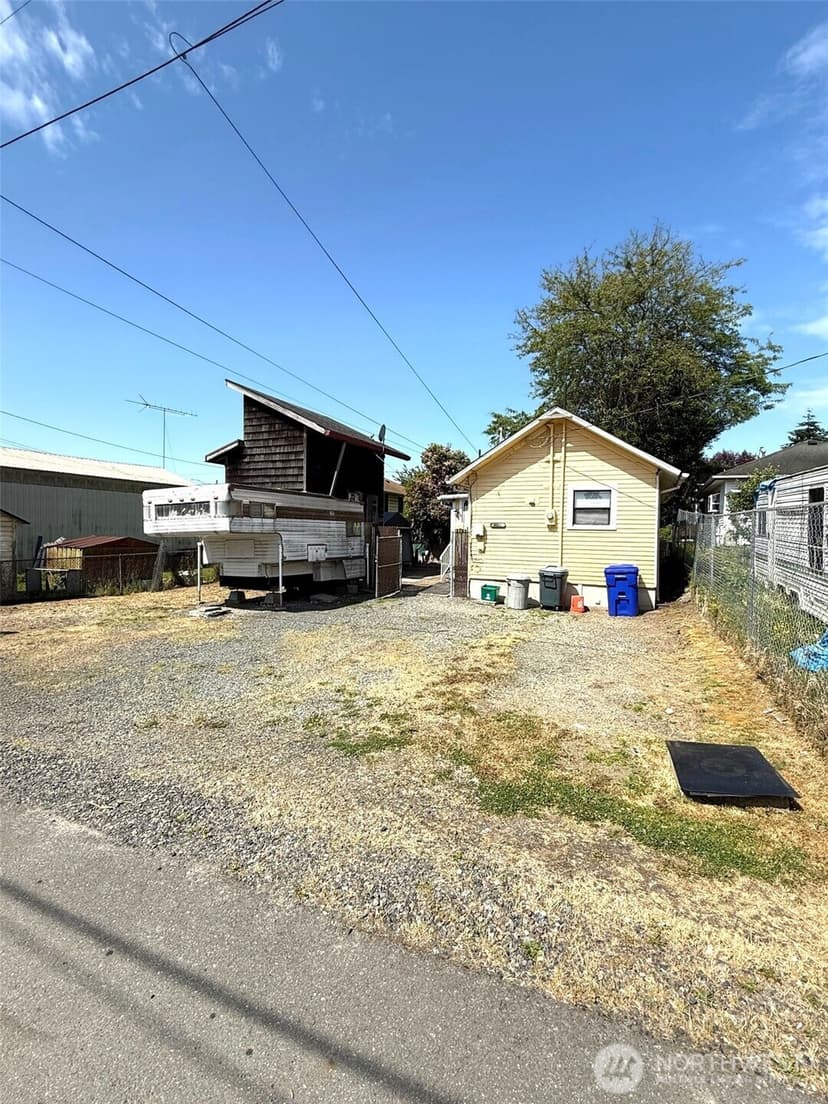 Property photo for 2521 Walnut Street, Everett photo 13